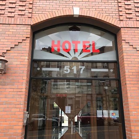 Phoenix Hotel Brooklyn Sunset Park (Adults Only) New York City Exterior photo